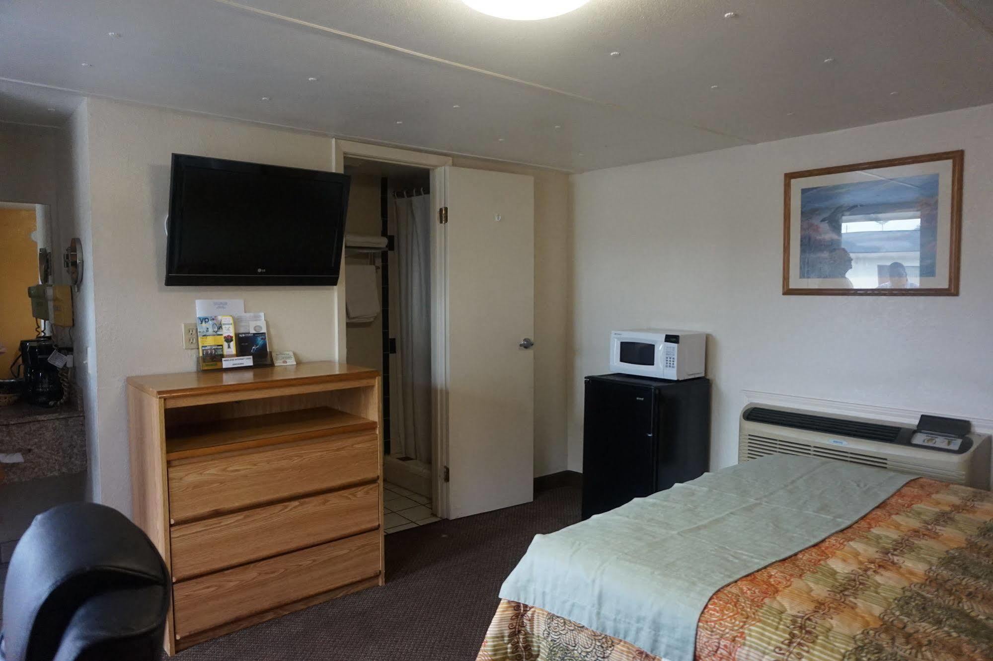 Executive Inn Pearsall Екстериор снимка